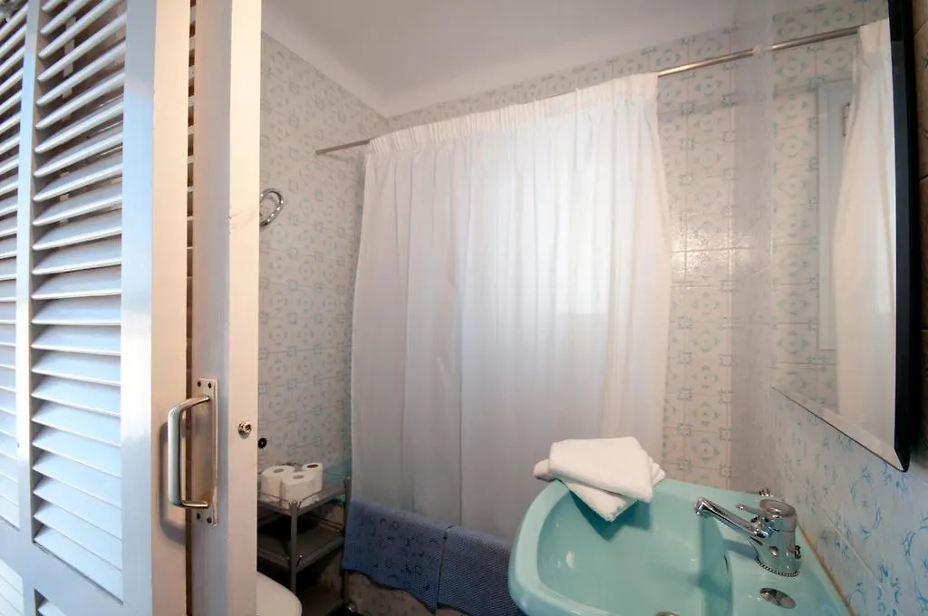 Apartamentos Siglo XXI - Marabu Sant Feliu de Guixols 0*,  Spain